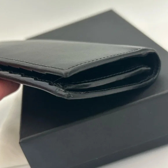 Gucci Black Leather Wallet - Picture 14 of 14